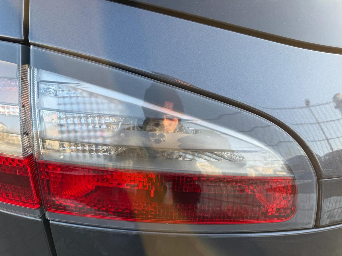 Ford S Max WA6 original R&uuml;cklicht R&uuml;ckleuchte innen links Vorfacelift BJ09